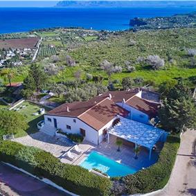 3 bedroom villa with pool and sea views near Scopello, sleeps 6